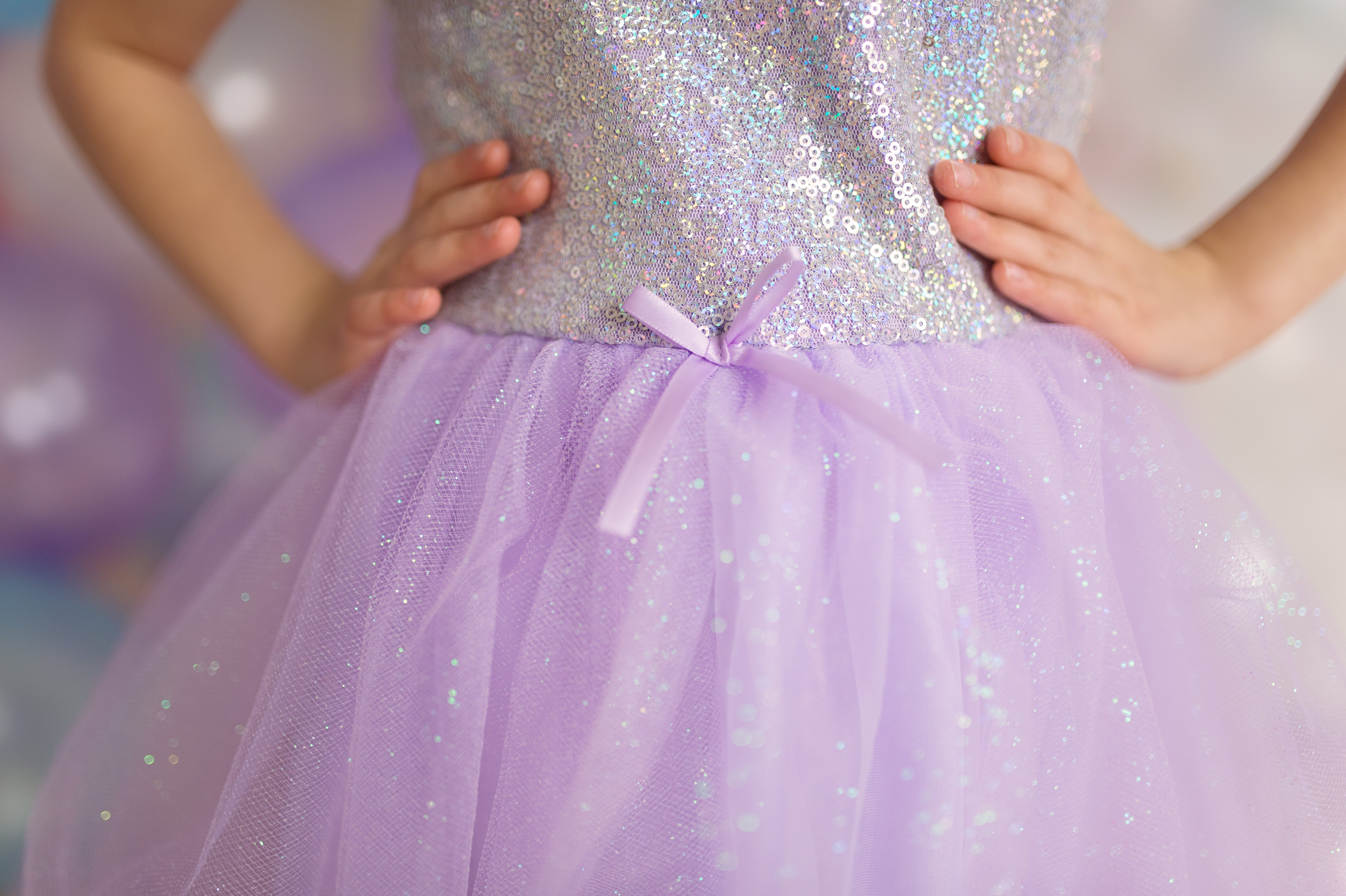 Glitter Without the Stress: How to Sparkle Without the "Glitter Shed"