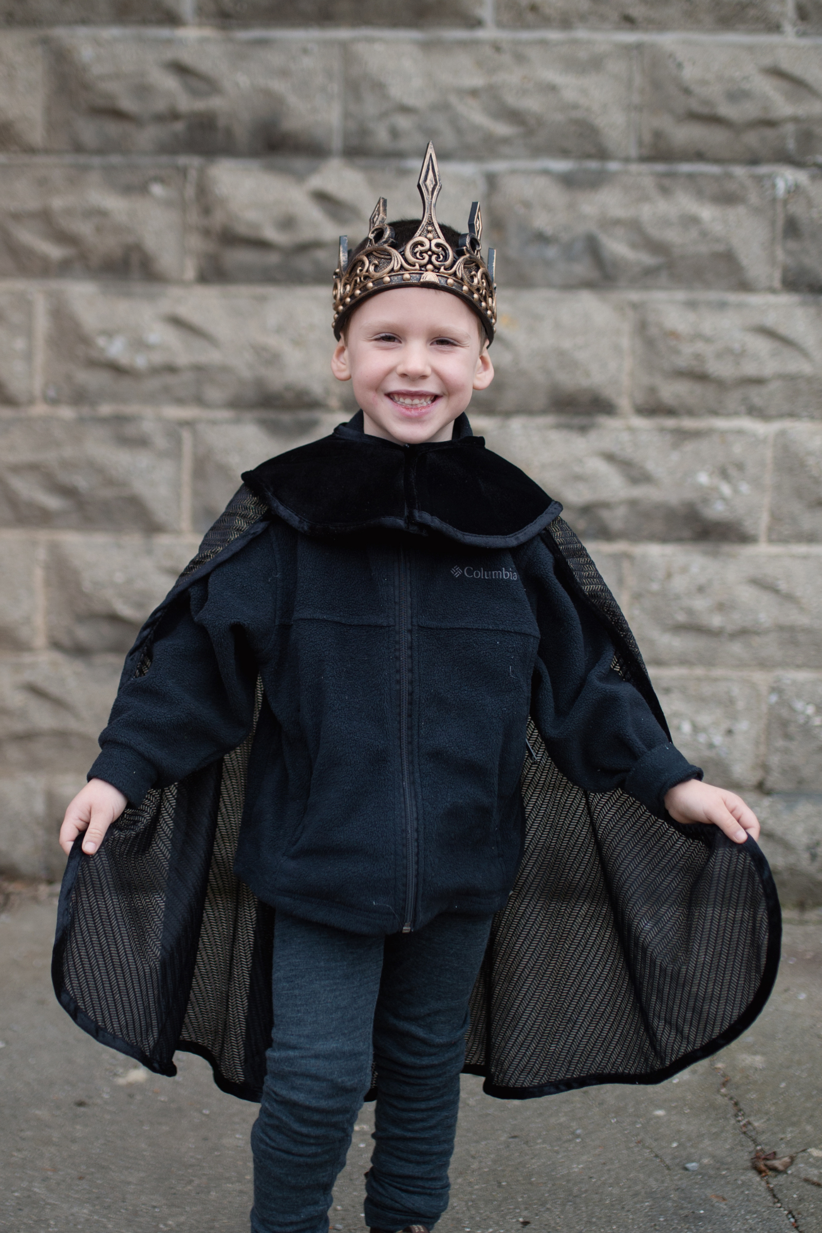 Medieval Crown-Crown-Retail-Great Pretenders USA