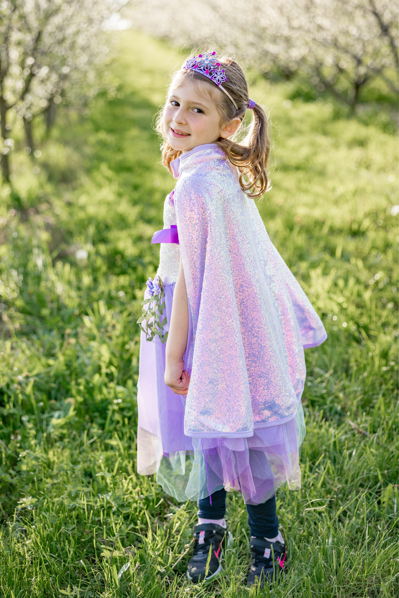 Déguisement Robe de princesse sequins chatoyants lilas 5 – 6 ans – Great  Pretenders - Bo'Jeux 85